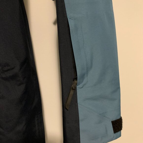 NWT GORE-TEX Peak Performance Vertical Anorak Jacket - Picture 3 of 8